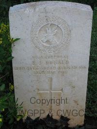 Dar Es Salaam War Cemetery - Donald, B S